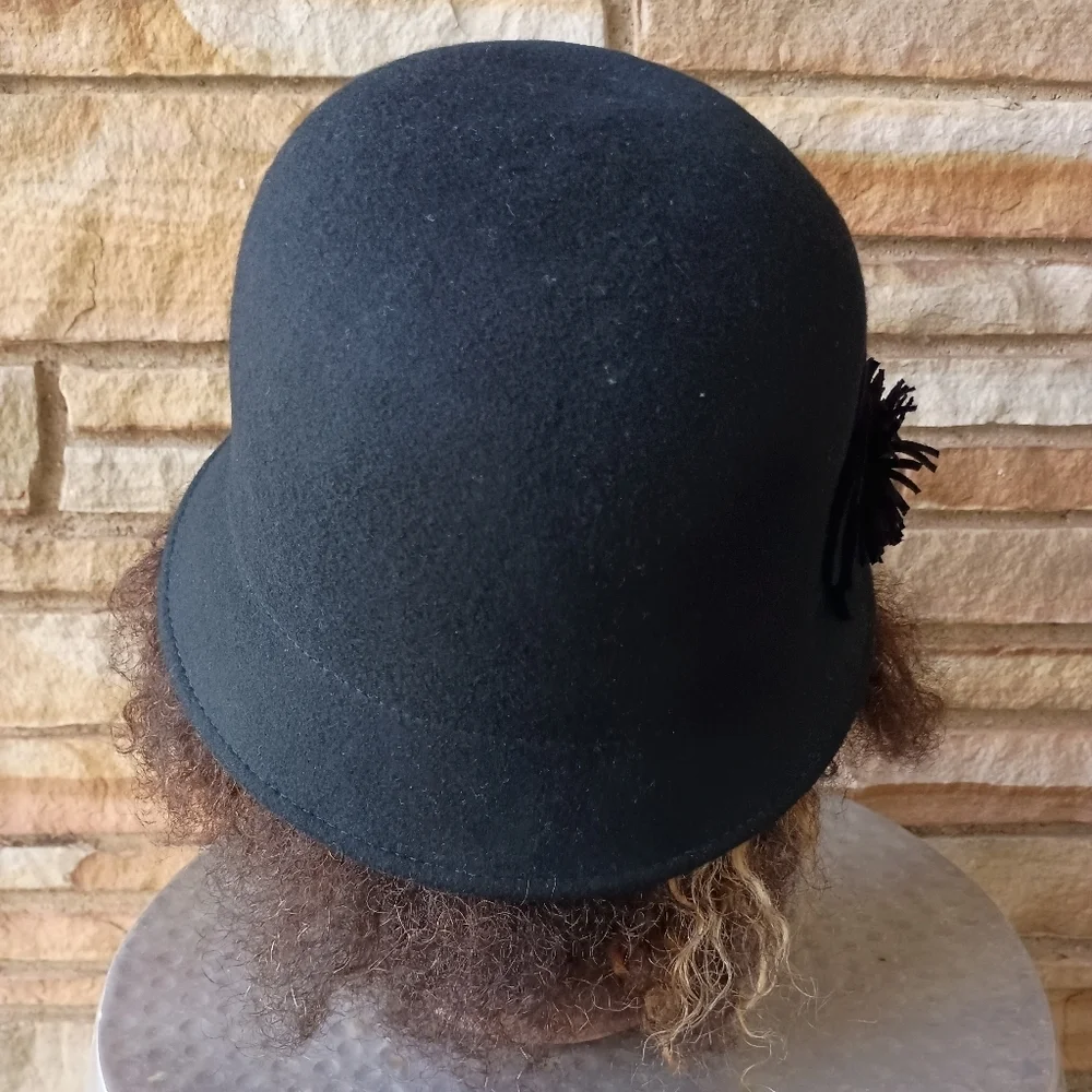 Nine West Black 100% Wool Cloche Hat W/ Flowers & Tassels Women's